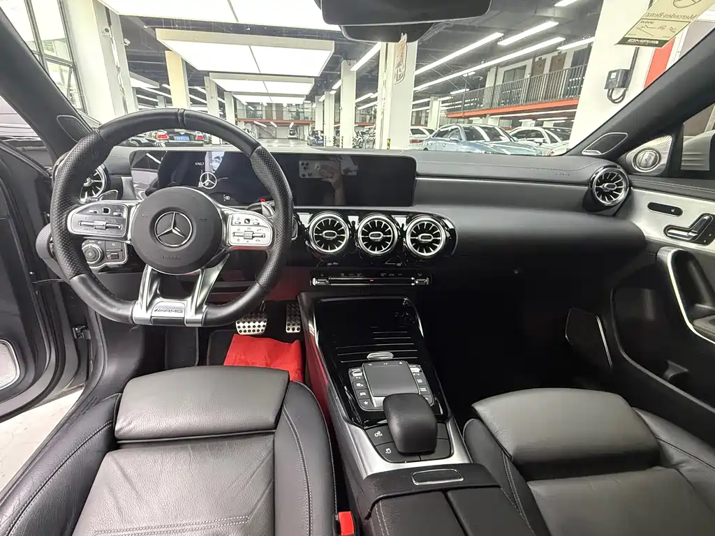 Mercedes-Benz A-Class AMG 2021 — фото 4