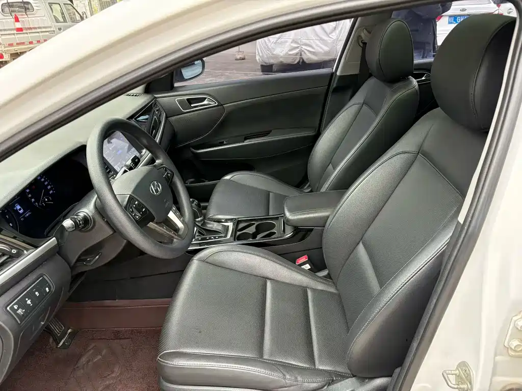Hyundai Mistra 2018 — фото 4
