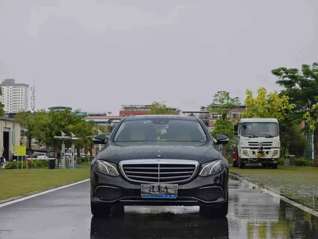 Mercedes-Benz E-Class 2017