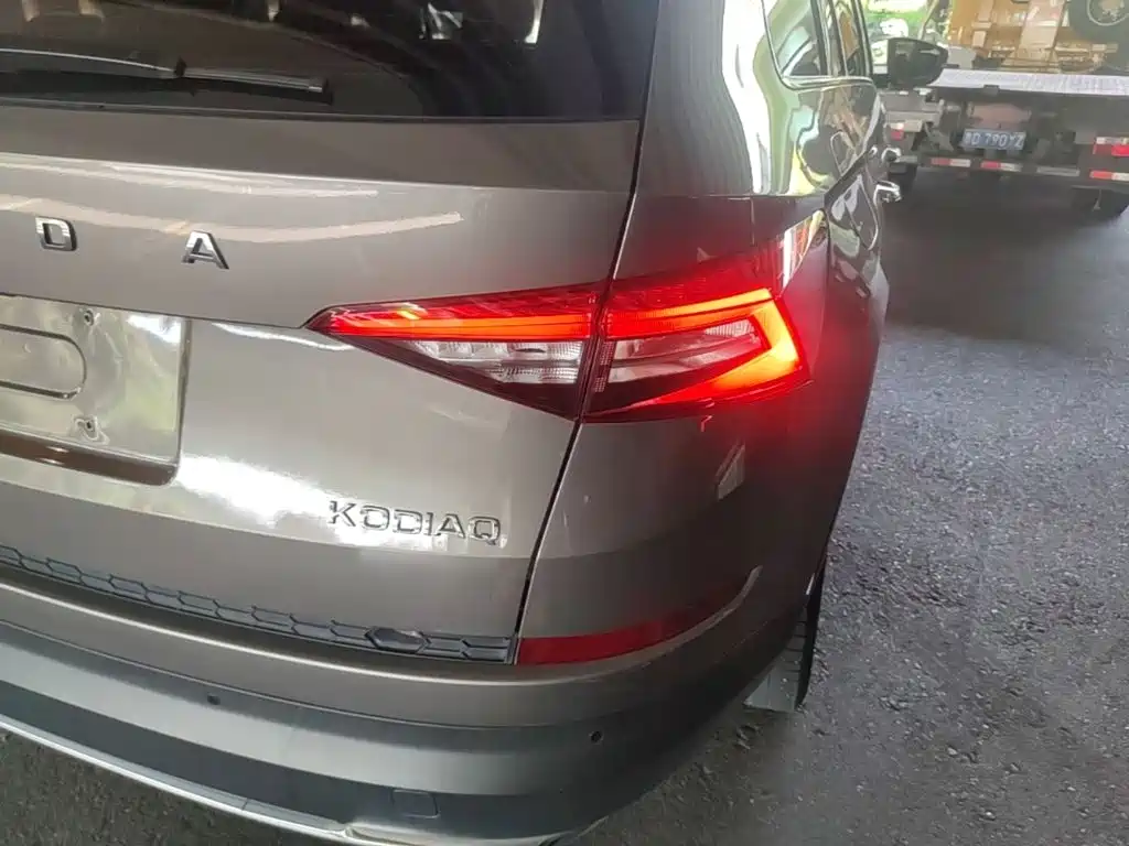 Skoda Kodiaq 2021 — фото 8