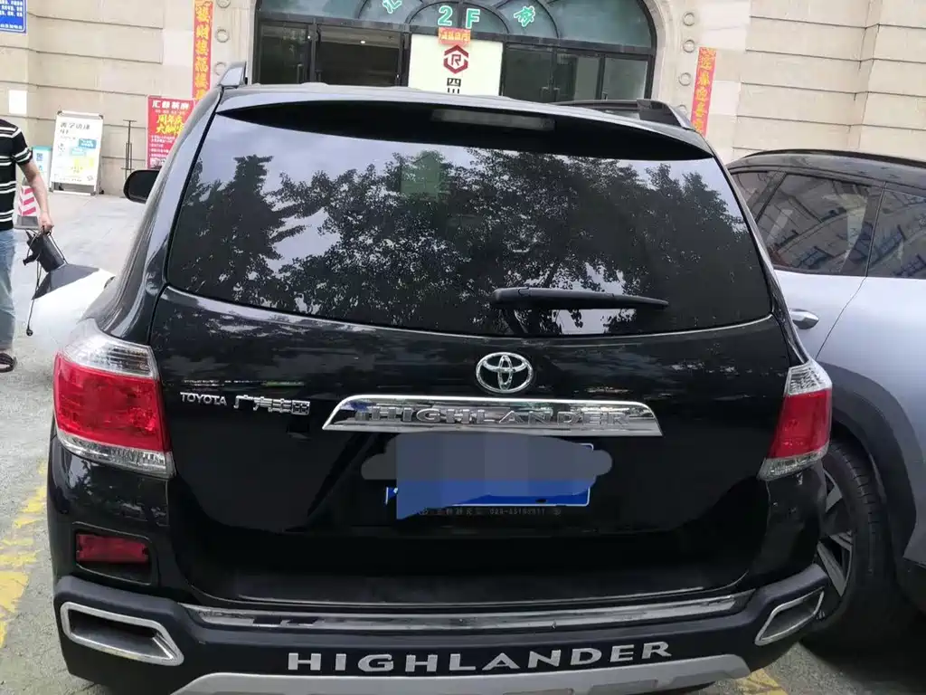 Toyota Highlander 2015 — фото 3