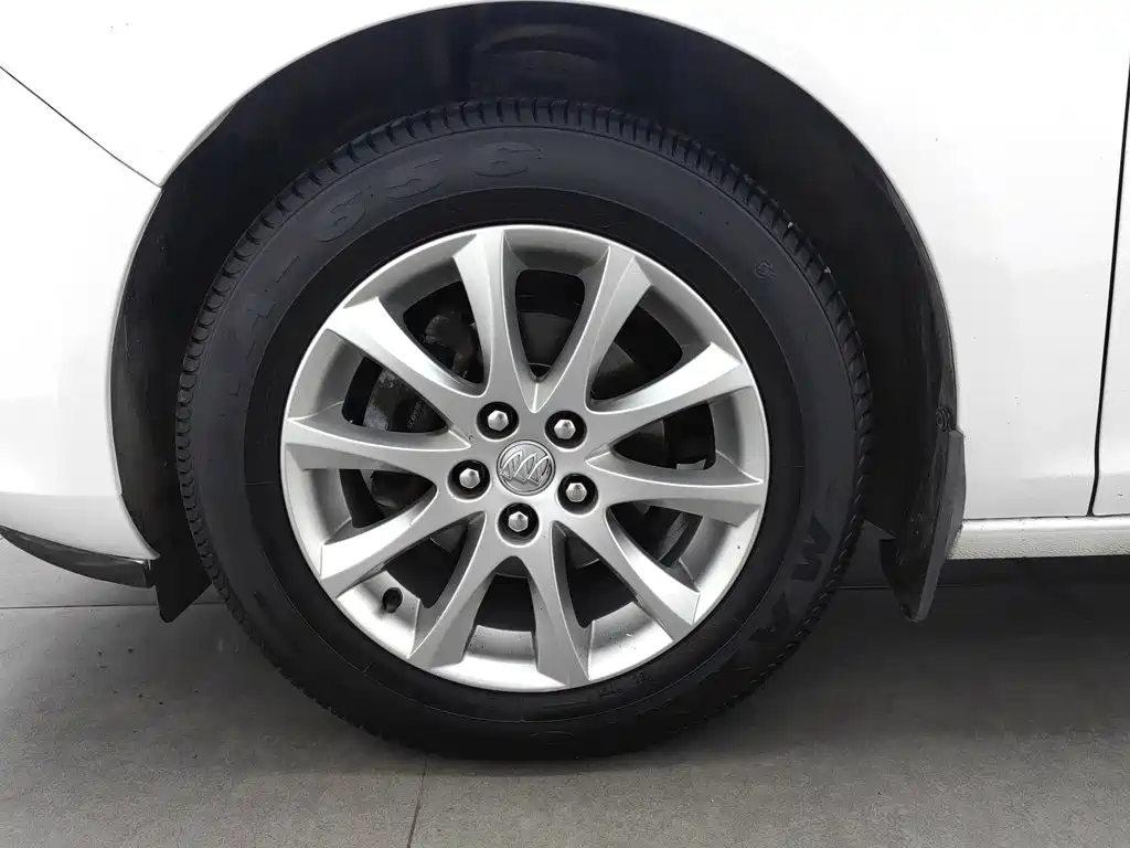 Buick Excelle GT 2015 — фото 17