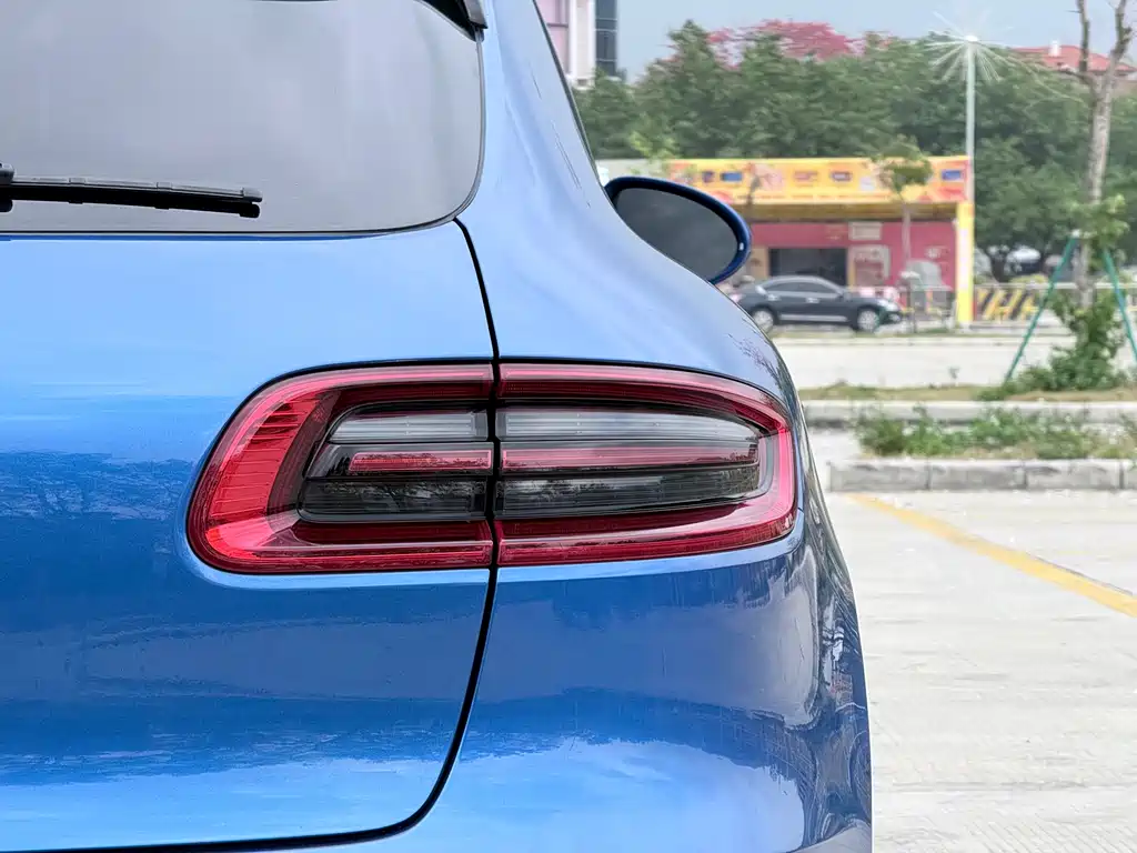 Porsche Macan 2016 — фото 27