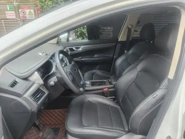 Geely Emgrand GS 2016