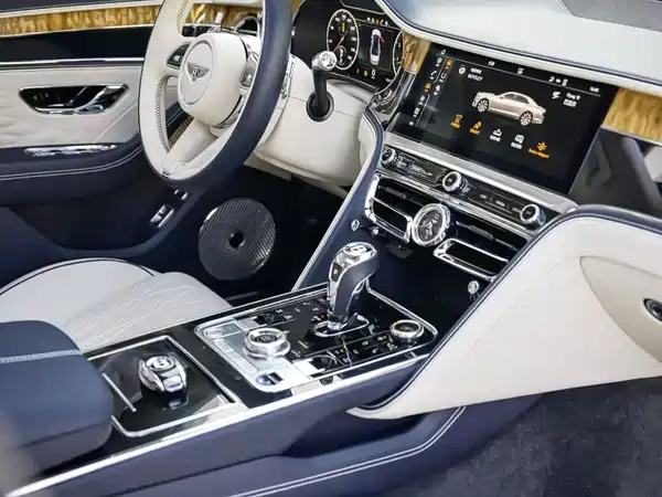 Bentley Flying Spur 2022