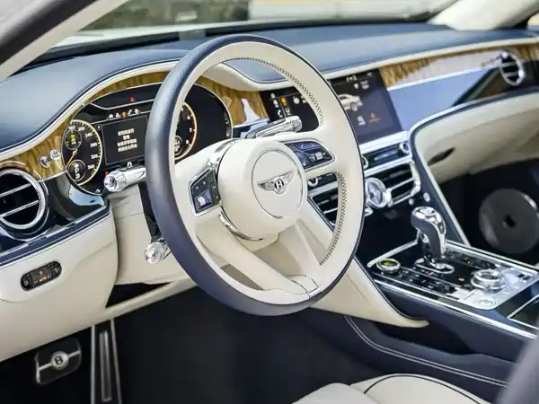 Bentley Flying Spur 2022