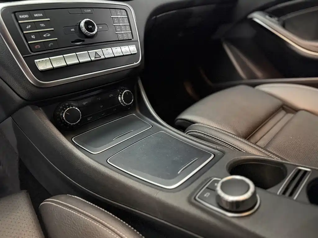 Mercedes-Benz GLA 2019