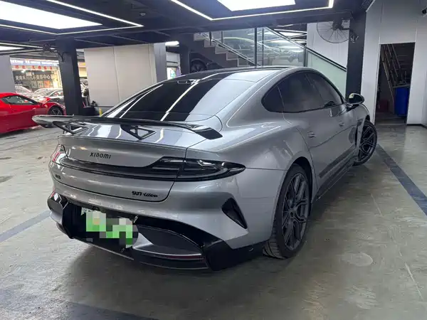 Xiaomi SU7 Ultra 2025