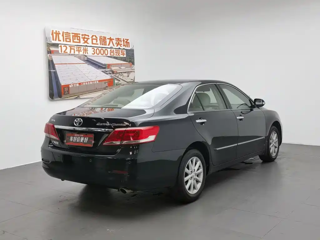 Toyota Camry 2016 — фото 2