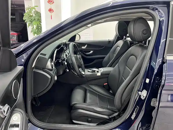 Mercedes-Benz C-Class 2018