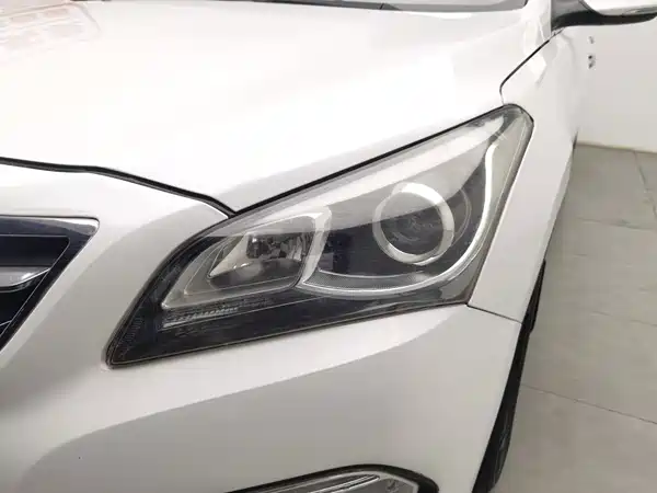 Hyundai Mistra 2015