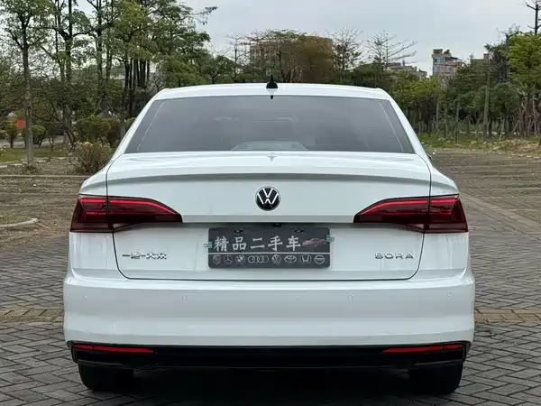 Volkswagen Bora 2021