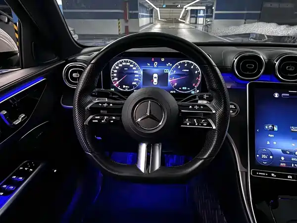 Mercedes-Benz C-Class 2023