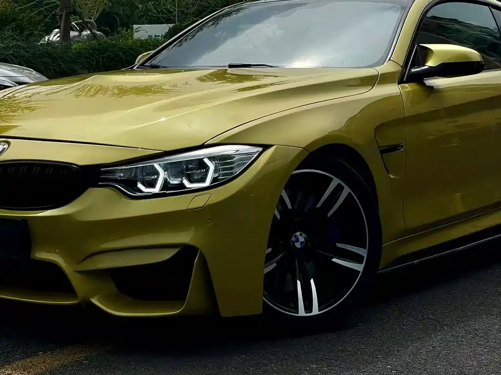 BMW M4 2018 — фото 15