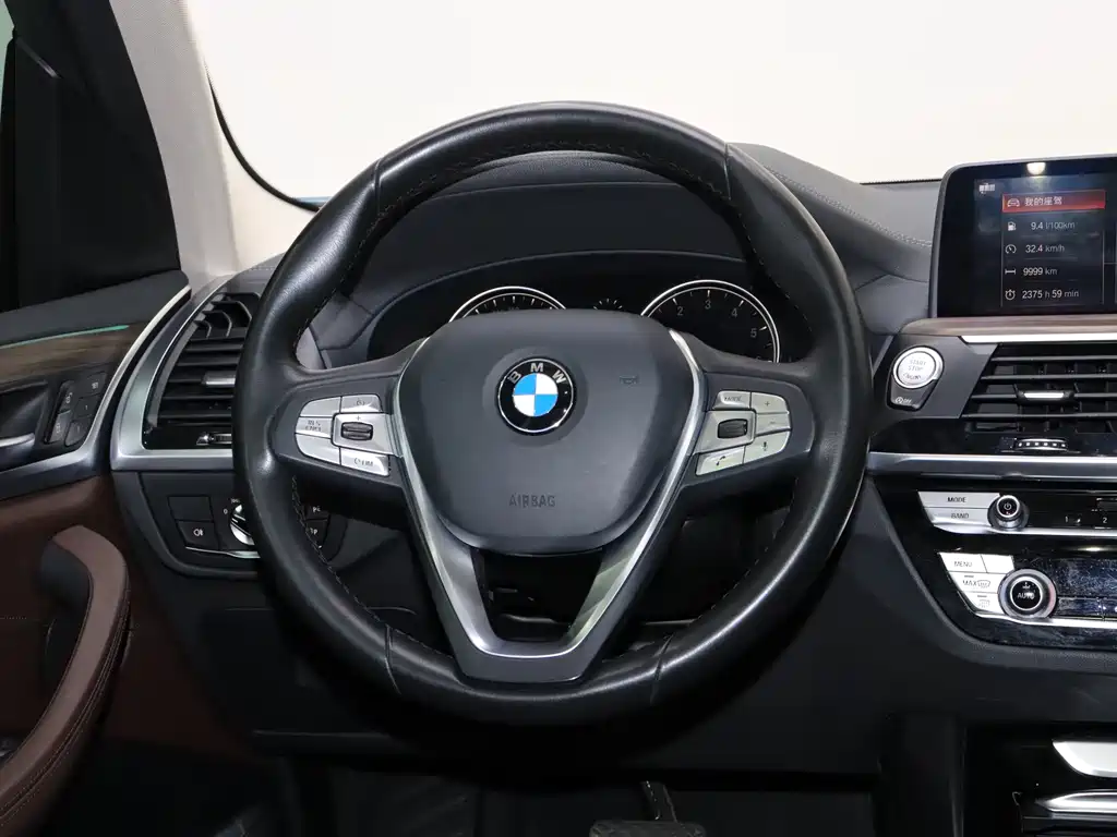 BMW X3 2019 — фото 21