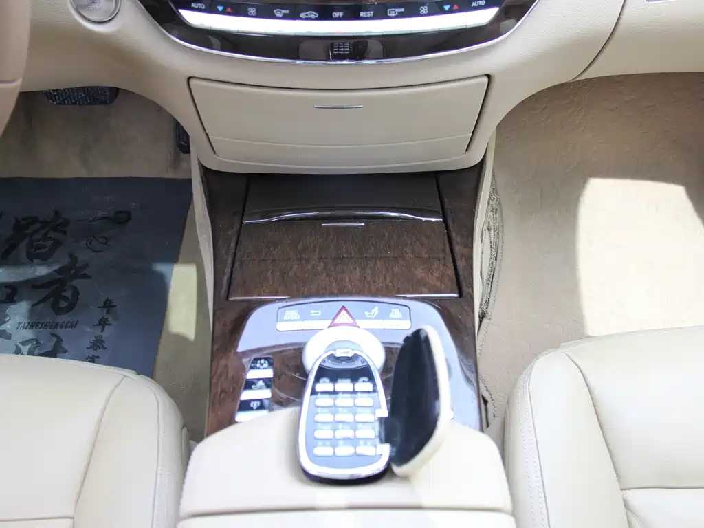 Mercedes-Benz S-Class 2011 — фото 20