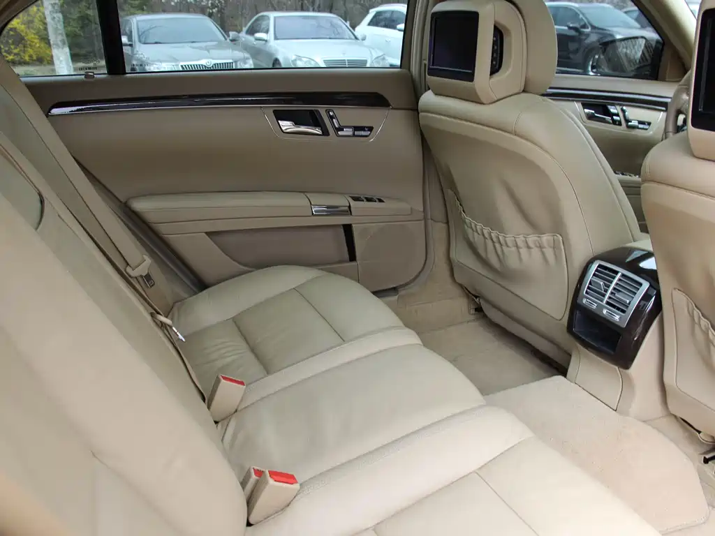 Mercedes-Benz S-Class 2011 — фото 16