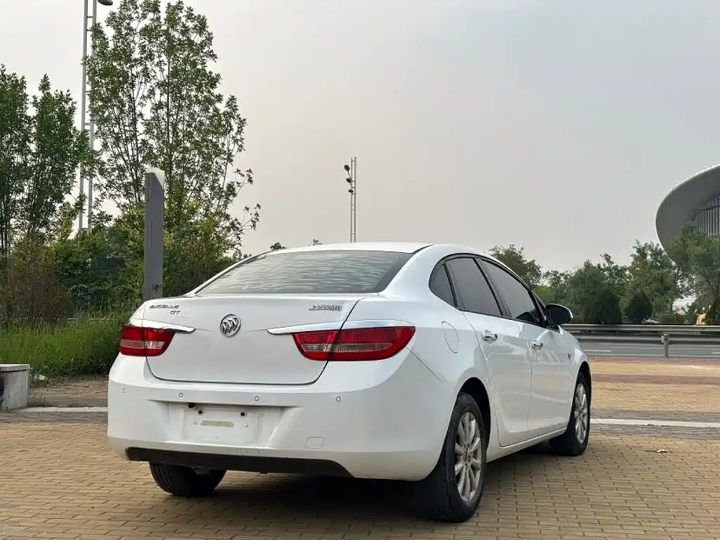 Buick Excelle 2014