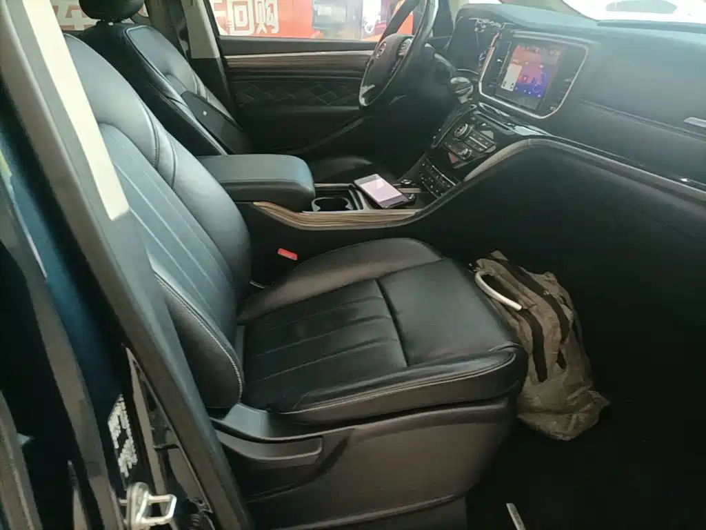 GAC Trumpchi M8 2019 — фото 25
