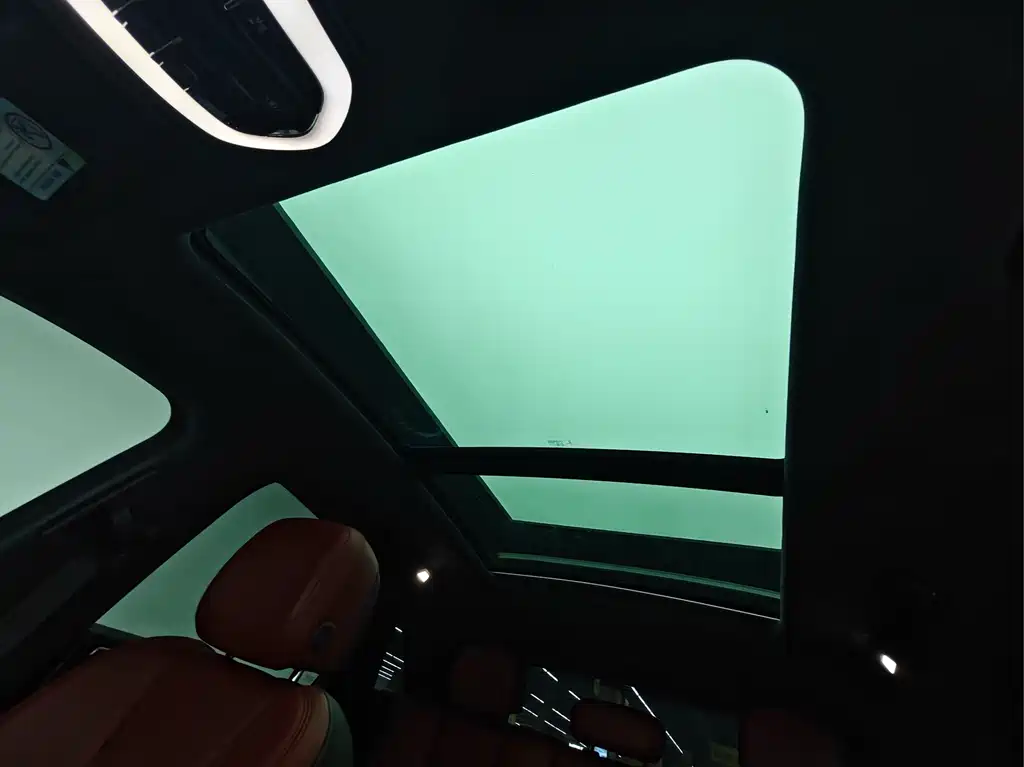 Porsche Macan 2022 — фото 14