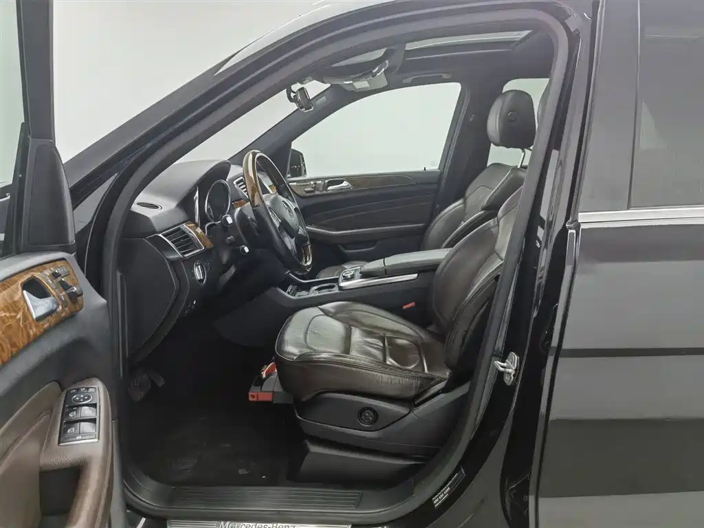 Mercedes-Benz M-Class 2013 — фото 10