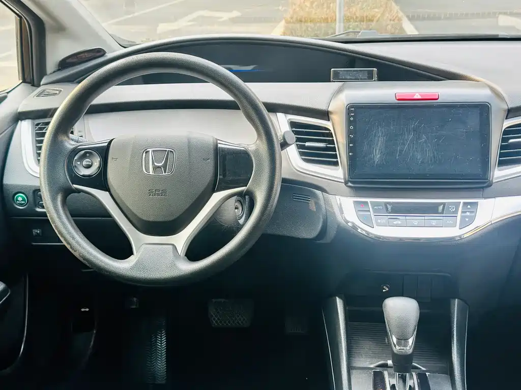 Honda Jade 2017 — фото 22
