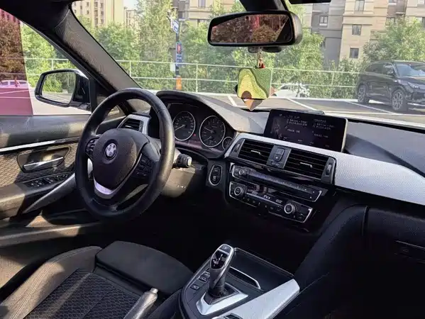 BMW 3 Series 2016