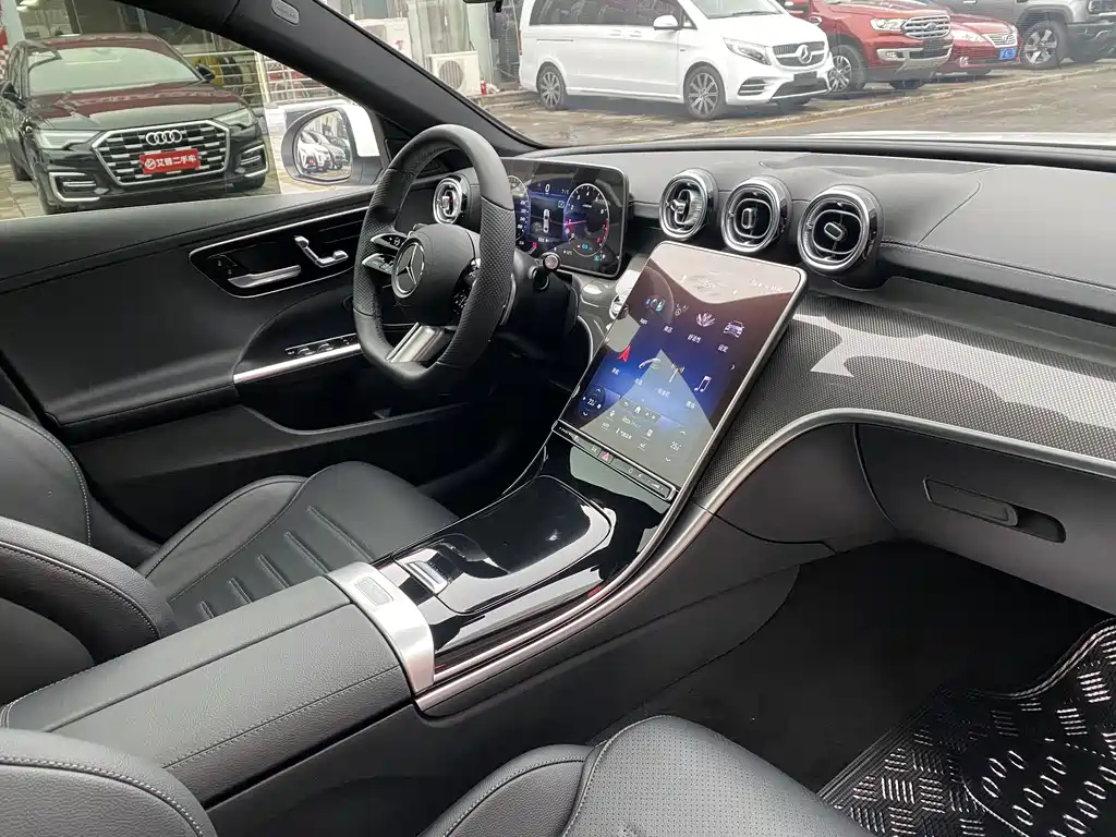 Mercedes-Benz C-Class 2022 — фото 6