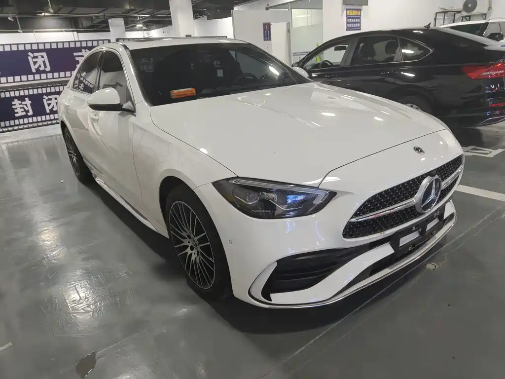 Mercedes-Benz C-Class 2023 — фото 3