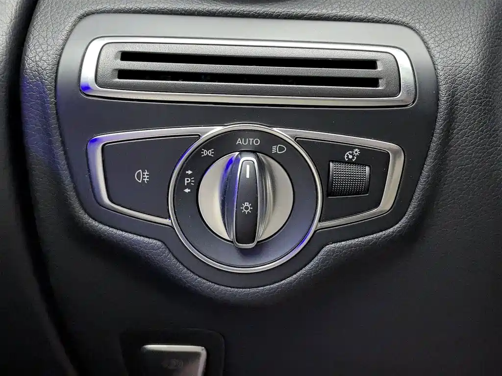Mercedes-Benz GLC 2023 — фото 21