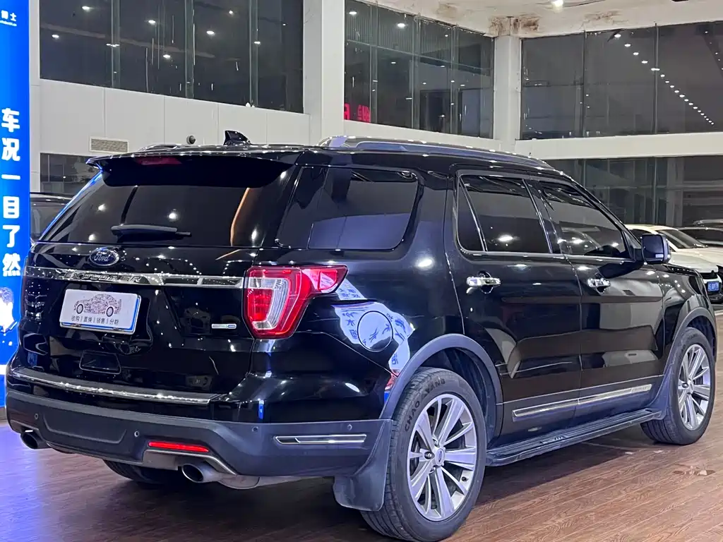 Ford Explorer 2019 — фото 5