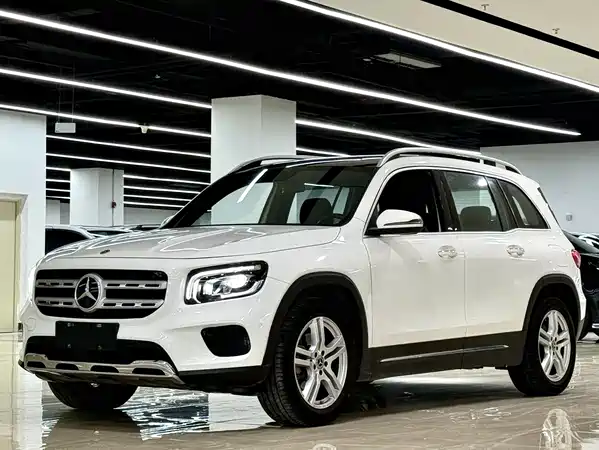 Mercedes-Benz GLB 2021
