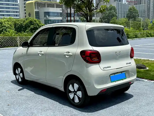 Wuling Hongguang MINIEV 2025