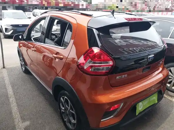 Geely Vision X1 2017