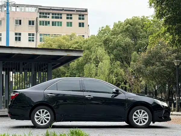 Toyota Camry 2016