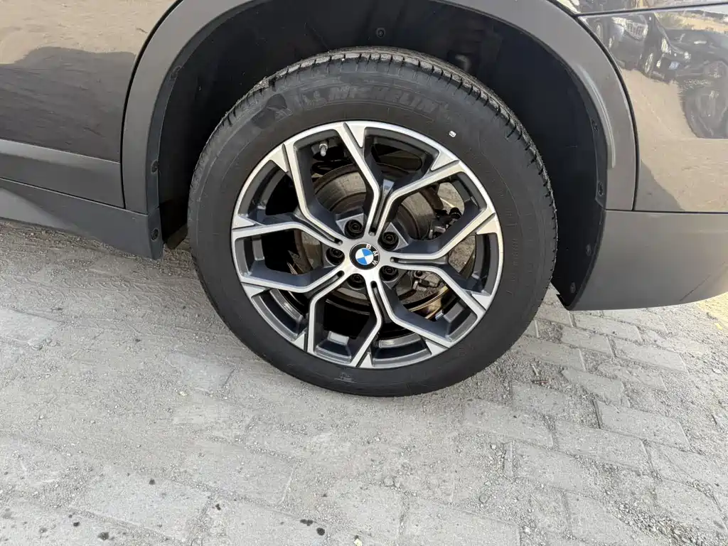 BMW X1 2022 — фото 13