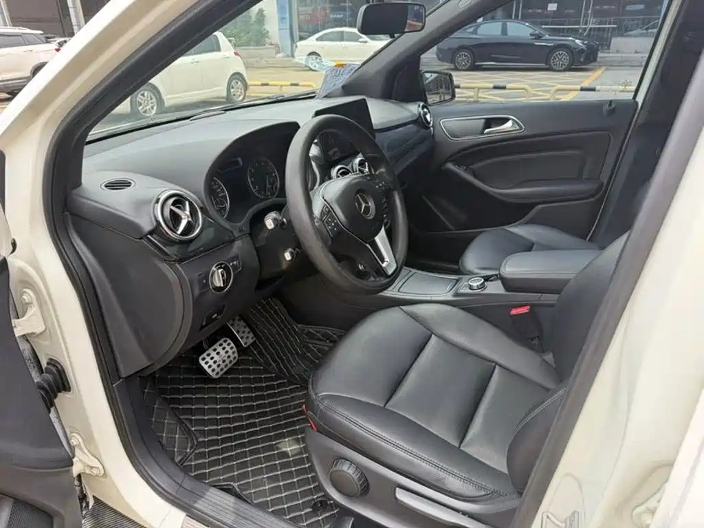 Mercedes-Benz B-Class 2014