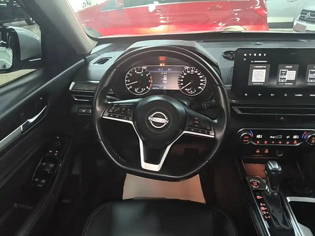 Nissan Teana 2023 — фото 11