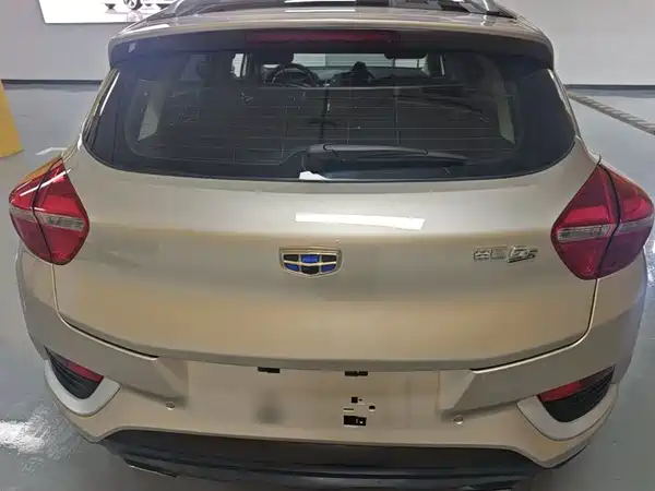 Geely Emgrand GS 2017