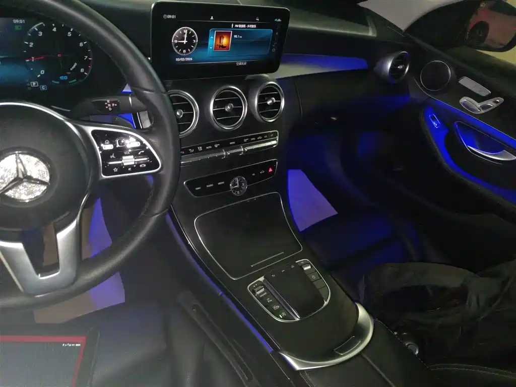 Mercedes-Benz C-Class 2020 — фото 13