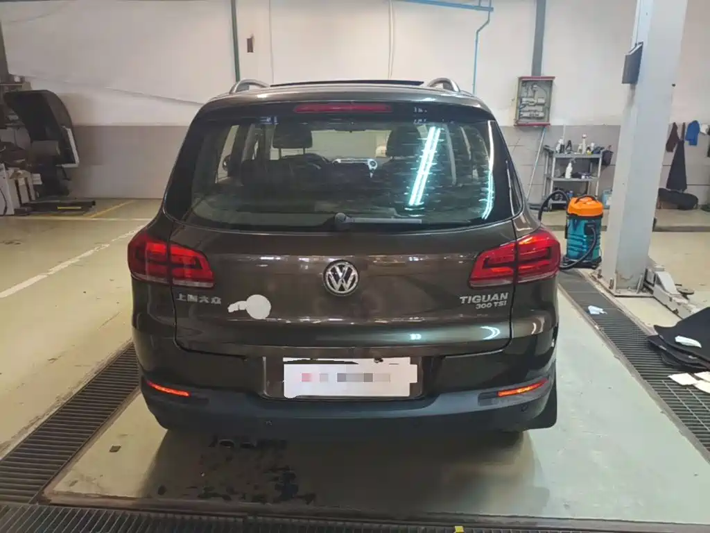 Volkswagen Tiguan 2016 — фото 10