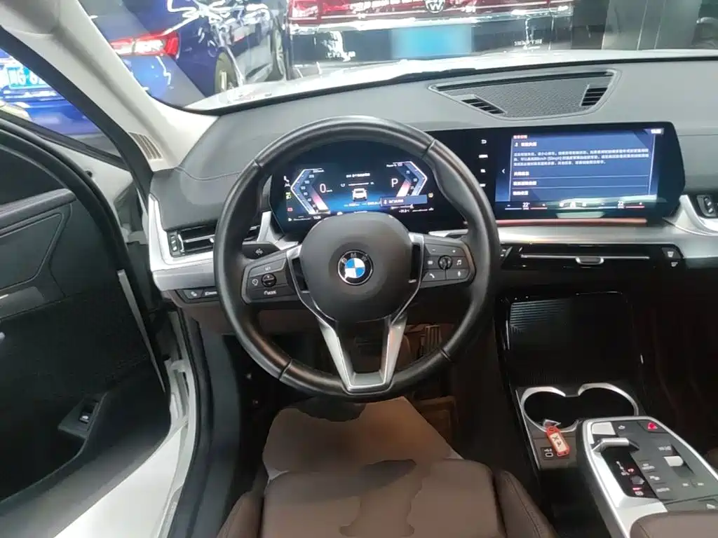 BMW X2 2025 — фото 11