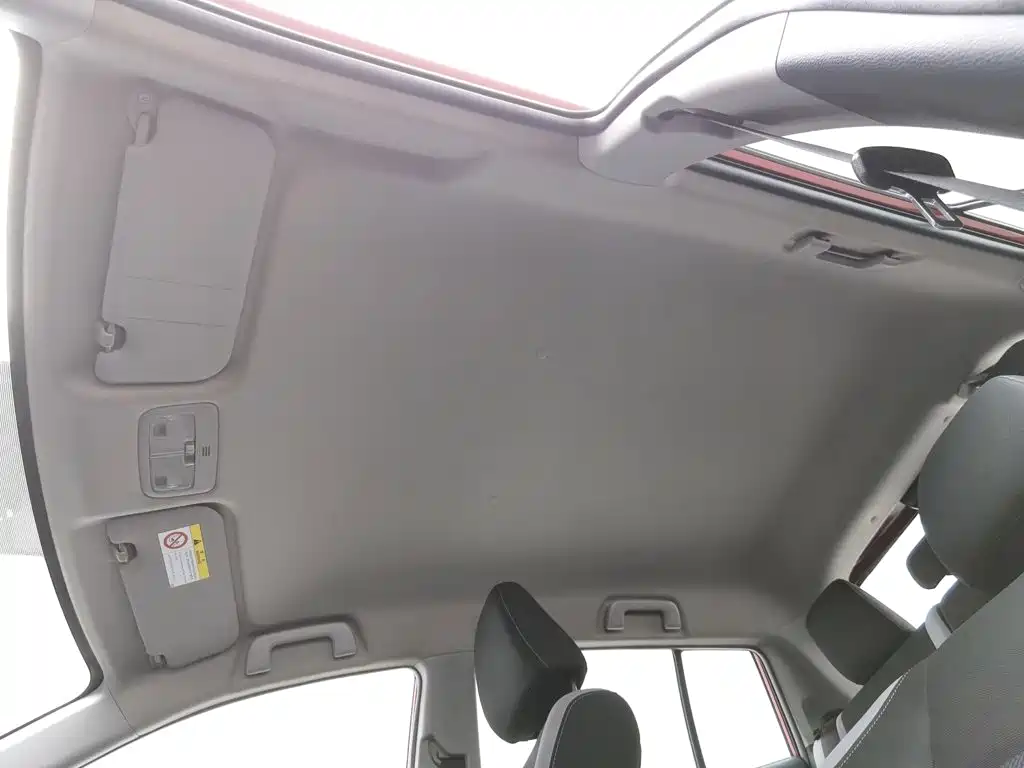 Toyota Yaris L 2022 — фото 14
