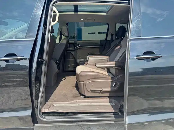 Volkswagen Viloran 2024