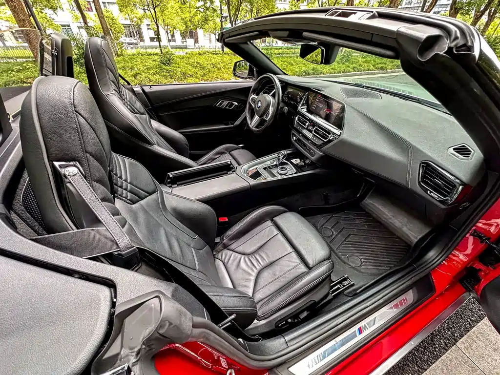 BMW Z4 2019 — фото 9