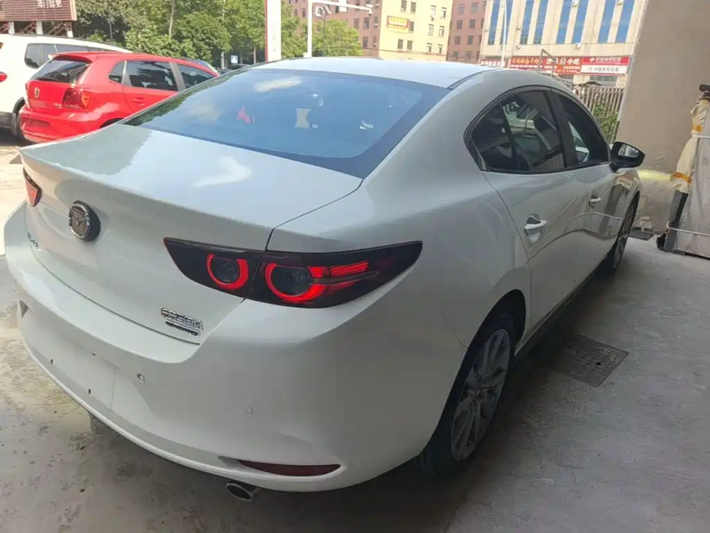 Mazda 3 Angkesela 2023