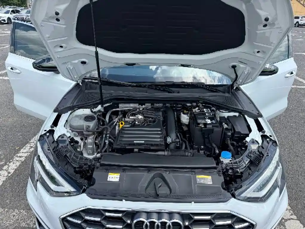 Audi A3 2023 — фото 13