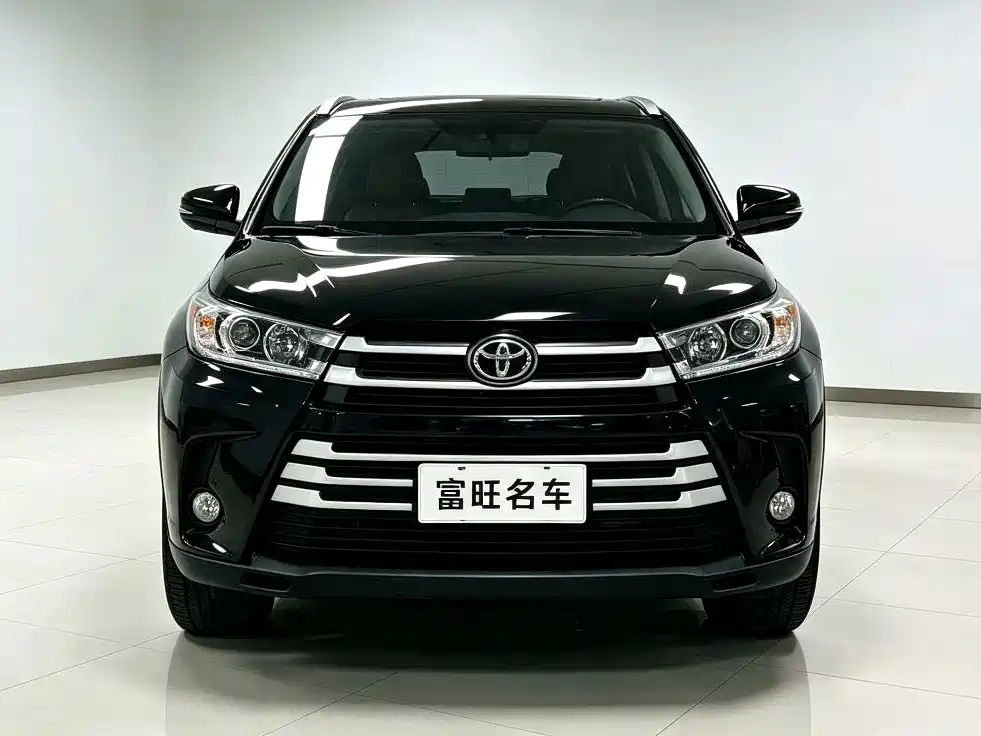 Toyota Highlander 2020 — фото 3