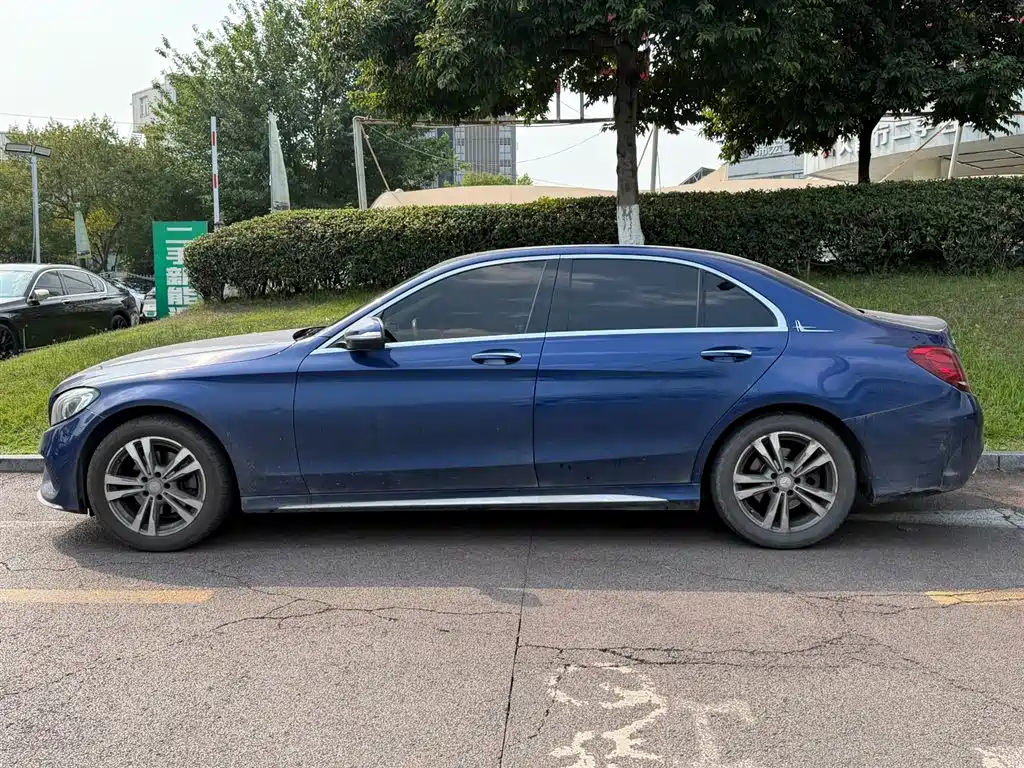 Mercedes-Benz C-Class 2016