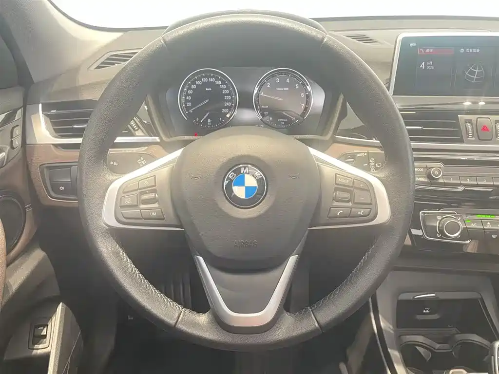 BMW X1 2020 — фото 14